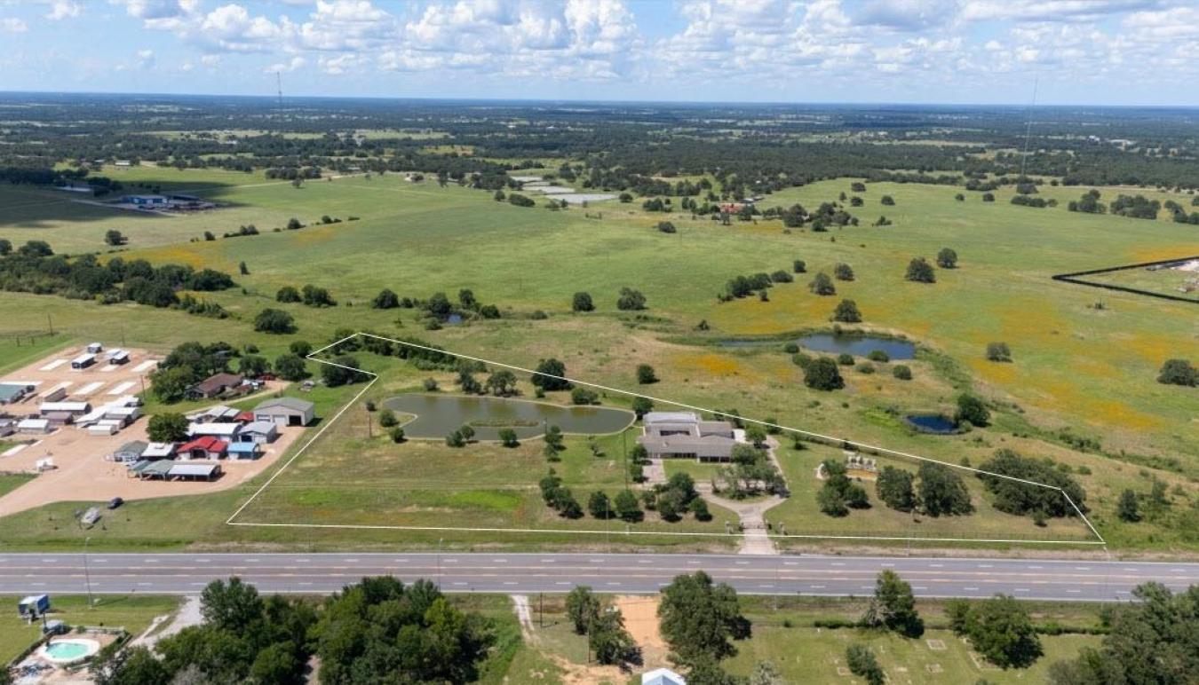 3345 E Austin Street, Giddings, Lee, 78942, United States, 7 Bedrooms Bedrooms, ,5 BathroomsBathrooms,Residential,For Sale,3345 E Austin Street,5657010
