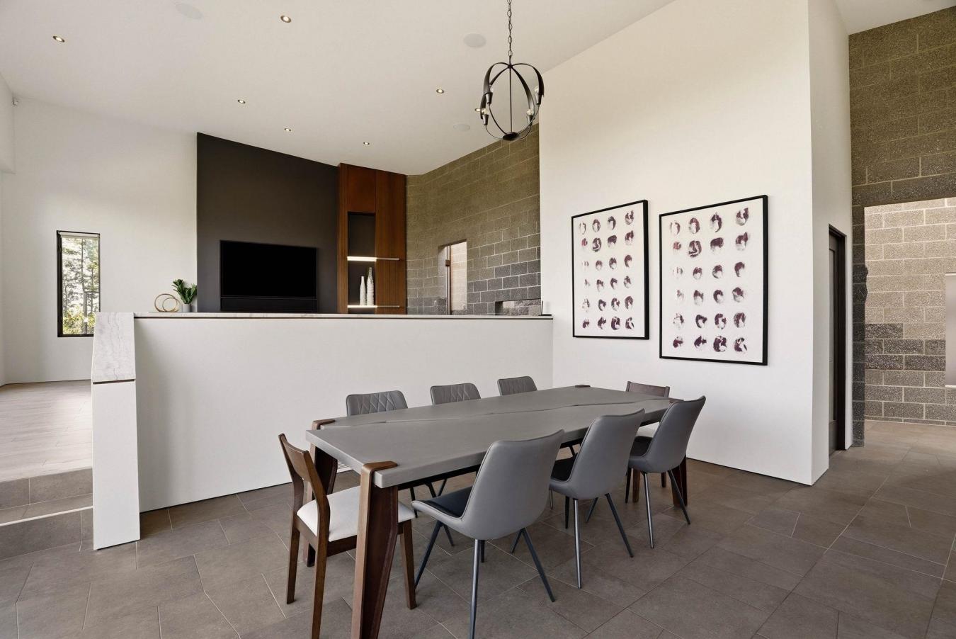 The Canyon House is a private world unto itself. Forty-six acres of Pa – image 10