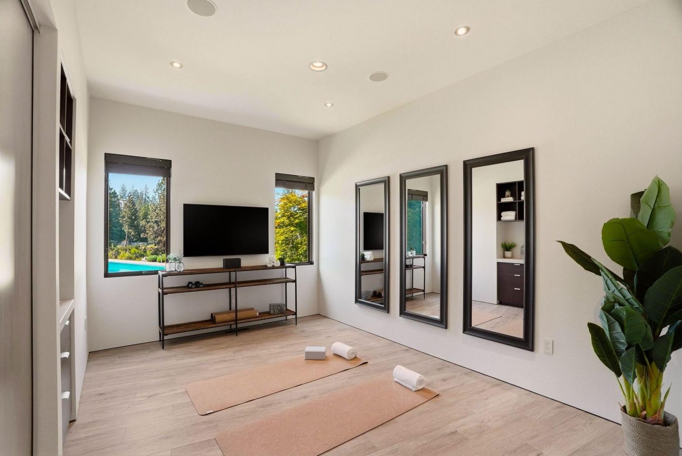 The Canyon House is a private world unto itself. Forty-six acres of Pa – image 16