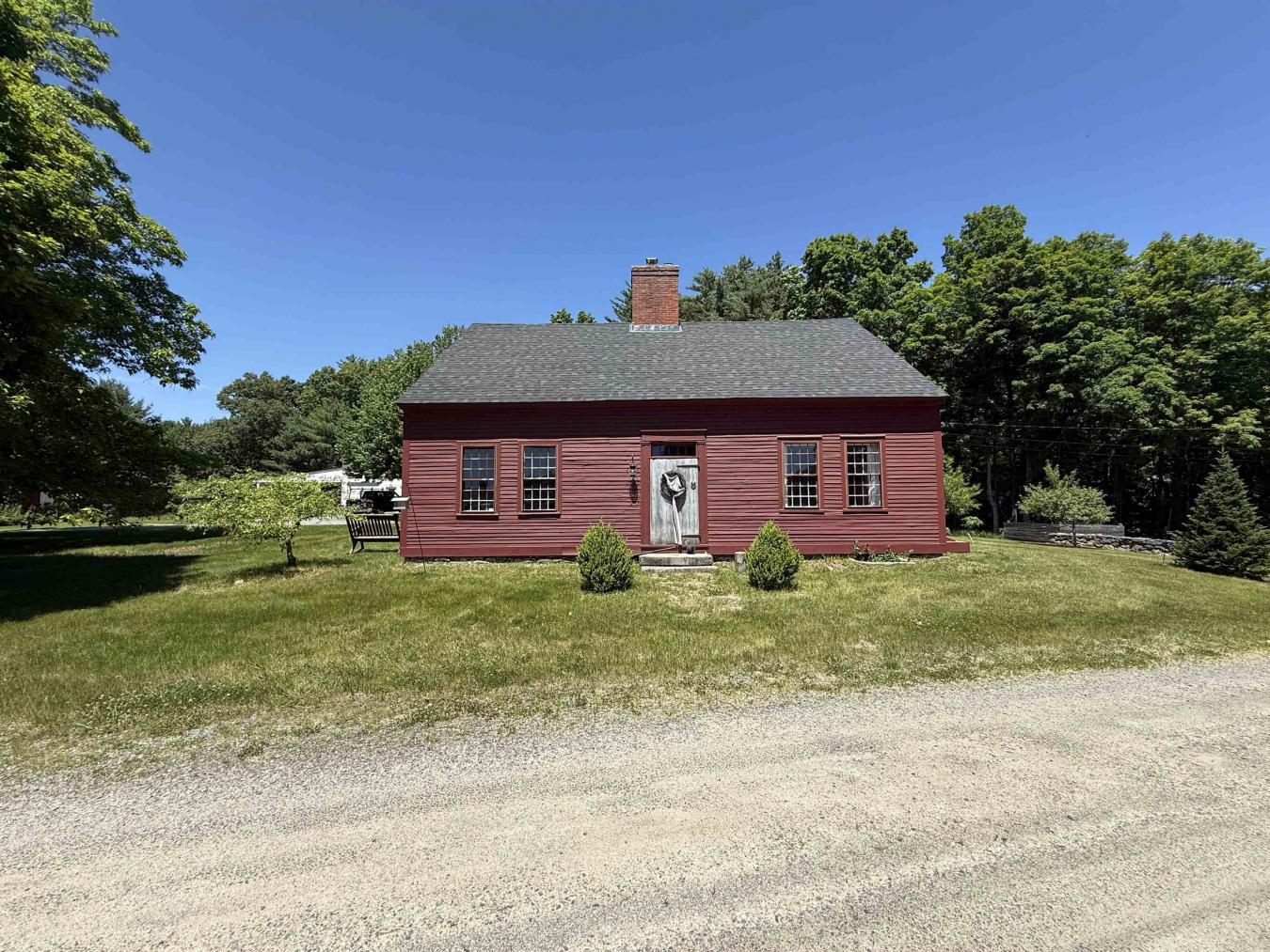 1 Smith Lane, Amherst, NH-Hillsborough, 03031, United States, 4 Bedrooms Bedrooms, ,2 BathroomsBathrooms,Residential,For Sale,1 Smith Lane,5096141