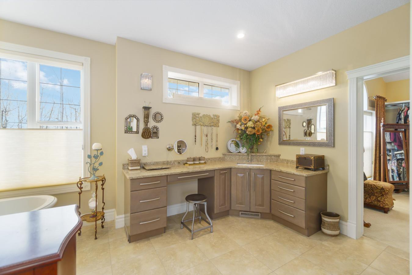 50344 Range Road 243, Beaumont, Leduc County, T4X 0N5, Canada, ,5 BathroomsBathrooms,Residential,For Sale,50344 Range Road 243,E4494035