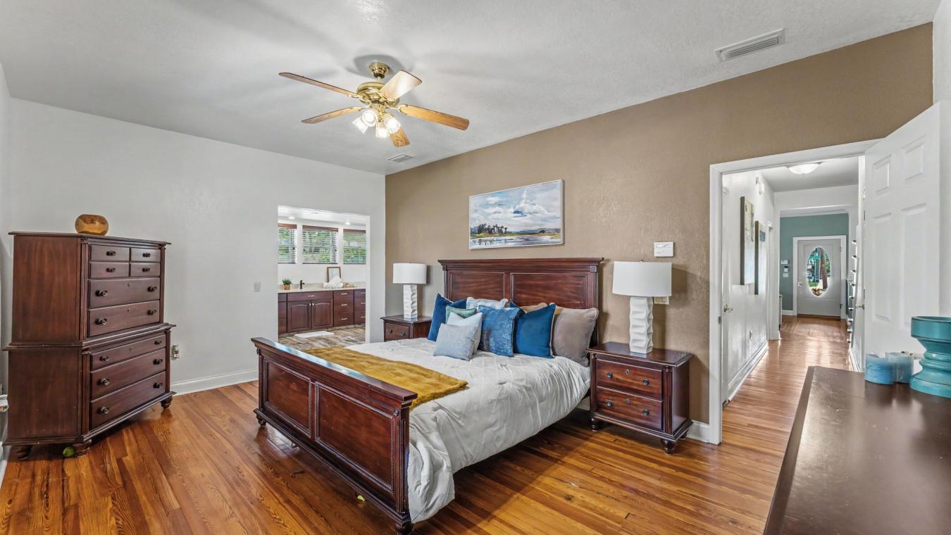834 CUMBERLAND STREET, LAKELAND, POLK, 33801, United States, 4 Bedrooms Bedrooms, ,2 BathroomsBathrooms,Residential,For Sale,834 CUMBERLAND STREET,L4962869