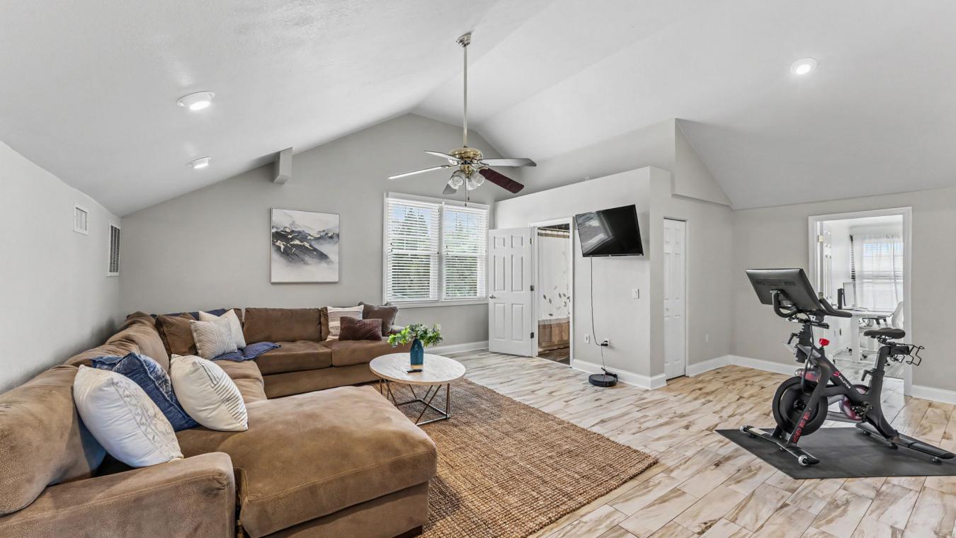 834 CUMBERLAND STREET, LAKELAND, POLK, 33801, United States, 4 Bedrooms Bedrooms, ,2 BathroomsBathrooms,Residential,For Sale,834 CUMBERLAND STREET,L4962869