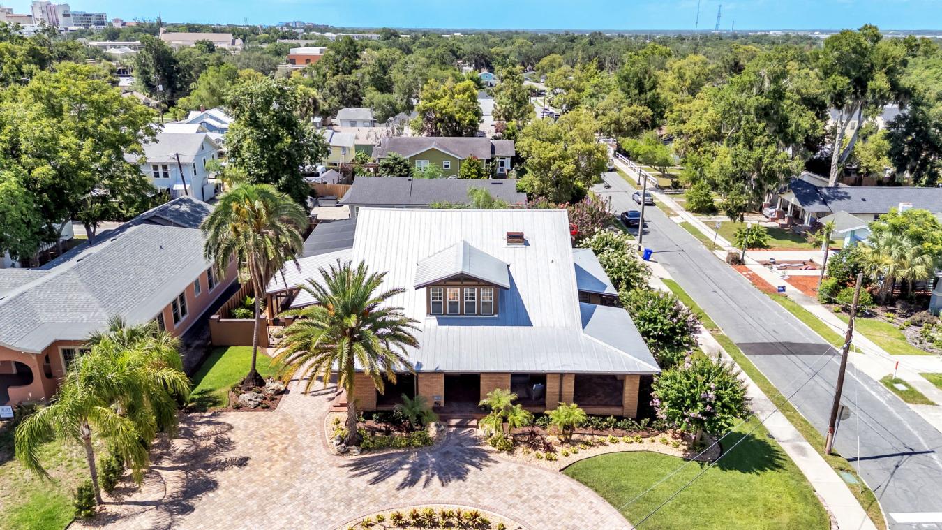 834 CUMBERLAND STREET, LAKELAND, POLK, 33801, United States, 4 Bedrooms Bedrooms, ,2 BathroomsBathrooms,Residential,For Sale,834 CUMBERLAND STREET,L4962869