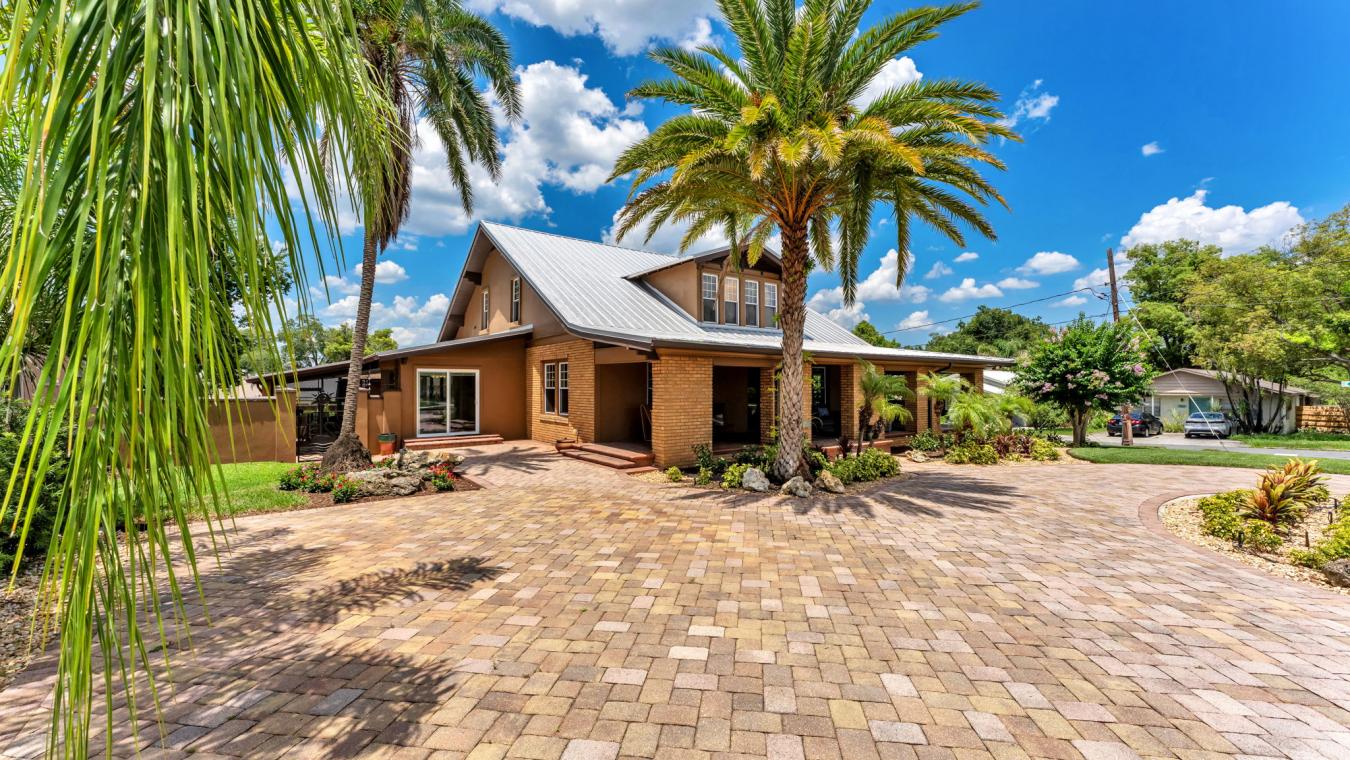 834 CUMBERLAND STREET, LAKELAND, POLK, 33801, United States, 4 Bedrooms Bedrooms, ,2 BathroomsBathrooms,Residential,For Sale,834 CUMBERLAND STREET,L4962869