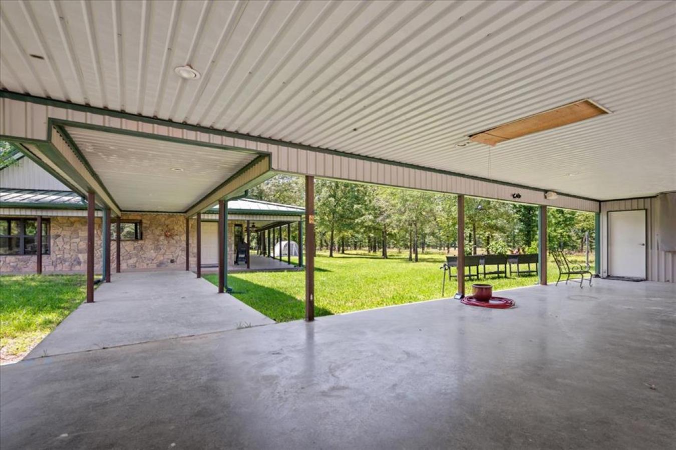 1725 N 4030 Road, Boswell, Choctaw, 74727, United States, 3 Bedrooms Bedrooms, ,2 BathroomsBathrooms,Residential,For Sale,1725 N 4030 Road,1195294