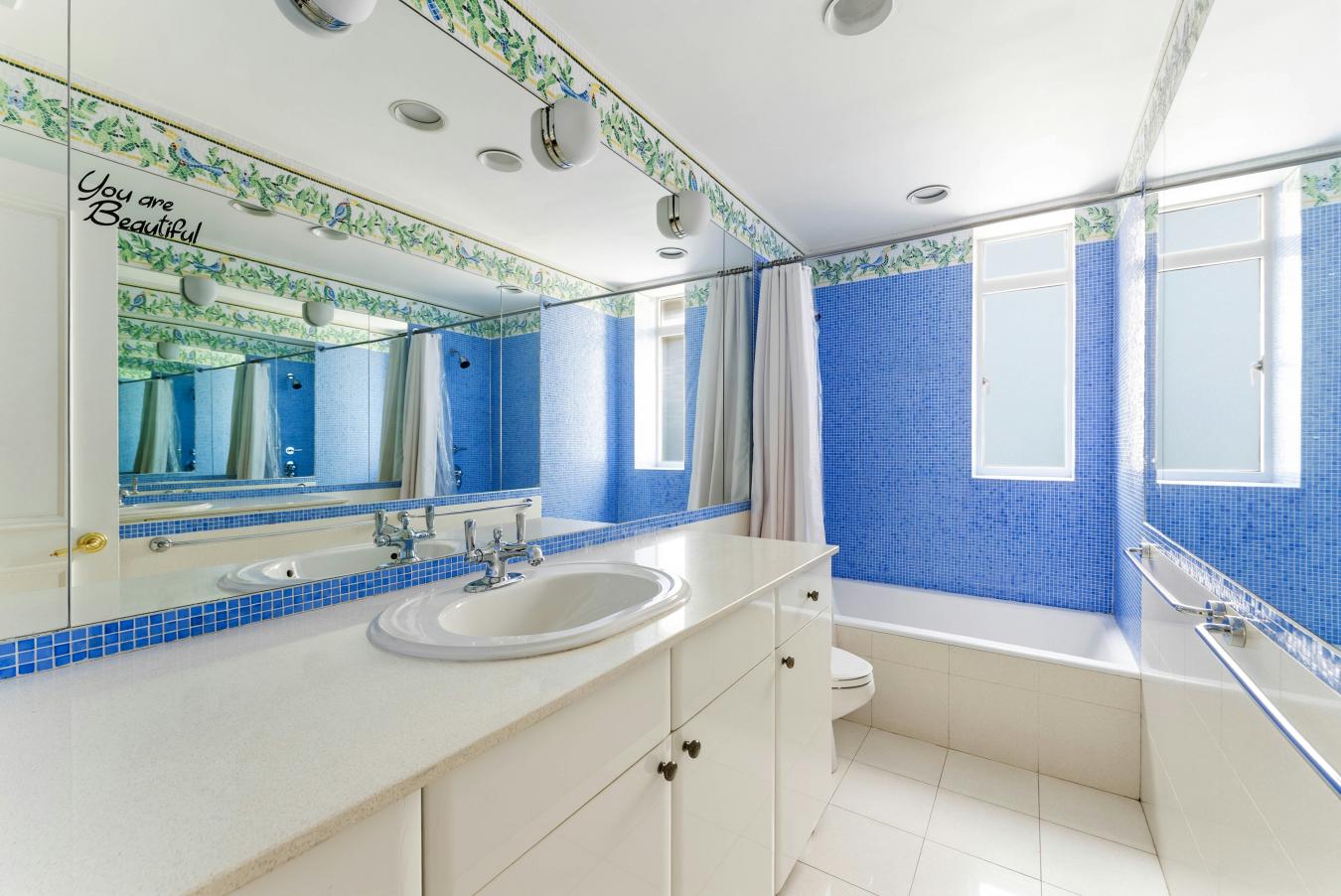25 CENTRAL PARK WEST, New York, NY, 10023, United States, 4 Bedrooms Bedrooms, ,3 BathroomsBathrooms,Residential,For Sale,25 CENTRAL PARK WEST,228423