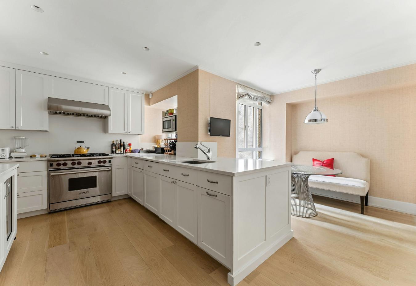 25 CENTRAL PARK WEST, New York, NY, 10023, United States, 4 Bedrooms Bedrooms, ,3 BathroomsBathrooms,Residential,For Sale,25 CENTRAL PARK WEST,228423