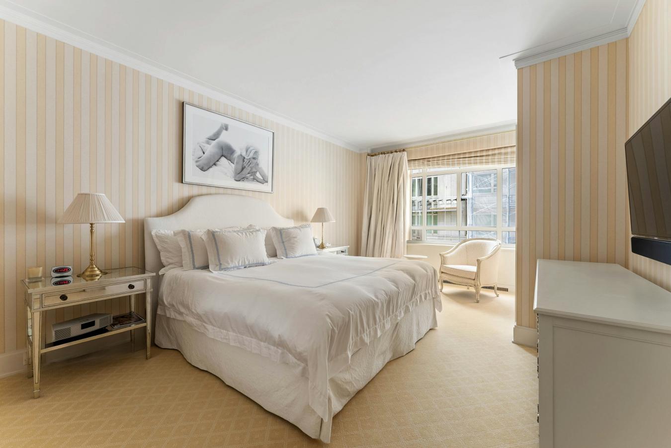 25 CENTRAL PARK WEST, New York, NY, 10023, United States, 4 Bedrooms Bedrooms, ,3 BathroomsBathrooms,Residential,For Sale,25 CENTRAL PARK WEST,228423