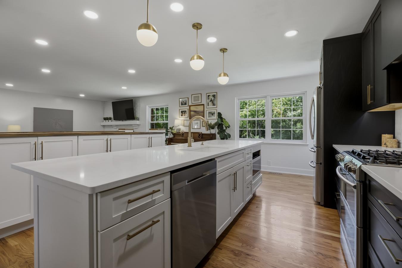 9333 Lincoln Drive, Sunset Hills, MO, 63127, United States, 4 Bedrooms Bedrooms, ,3 BathroomsBathrooms,Residential,For Sale,9333 Lincoln Drive,26039182