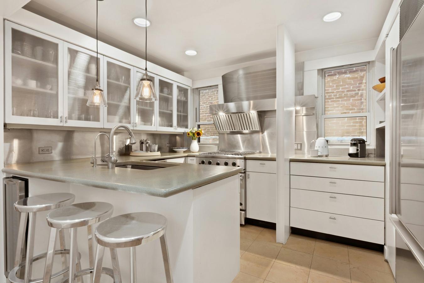 135 EAST 39TH STREET, Kips Bay, NY, 10016, United States, 3 Bedrooms Bedrooms, ,2 BathroomsBathrooms,Residential,For Sale,135 EAST 39TH STREET,228447