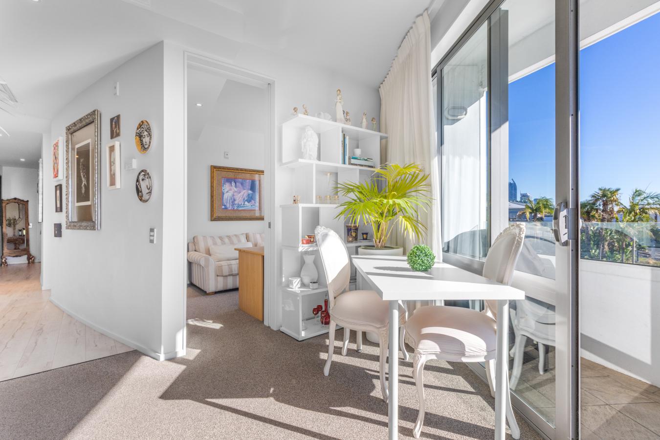 305/88 The Strand, Auckland, 1010, New Zealand, 2 Bedrooms Bedrooms, ,2 BathroomsBathrooms,Residential,For Sale,305/88 The Strand,228476