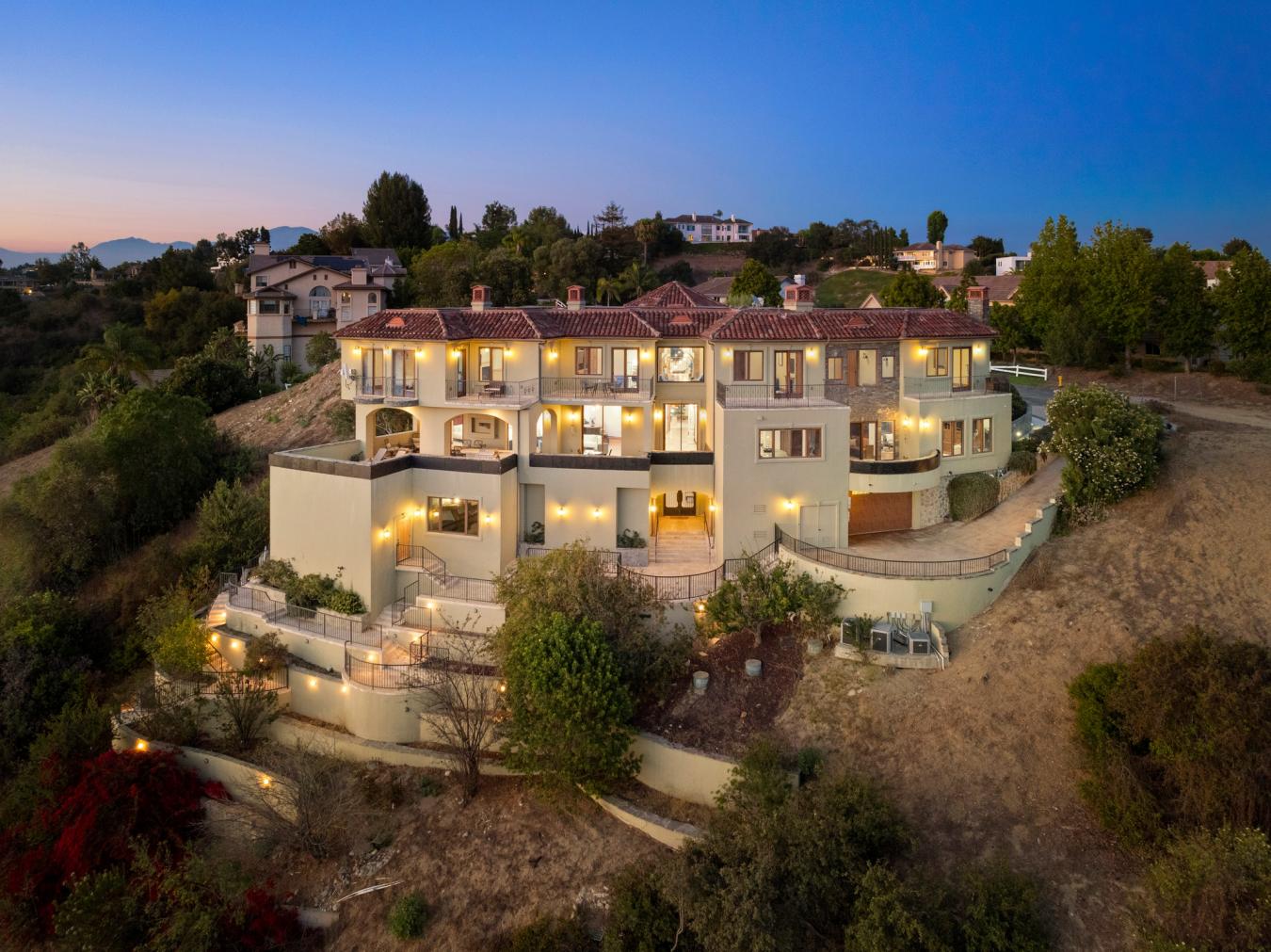 Perched at the end of the street with no neighboring homes, this 10,00 – image 2