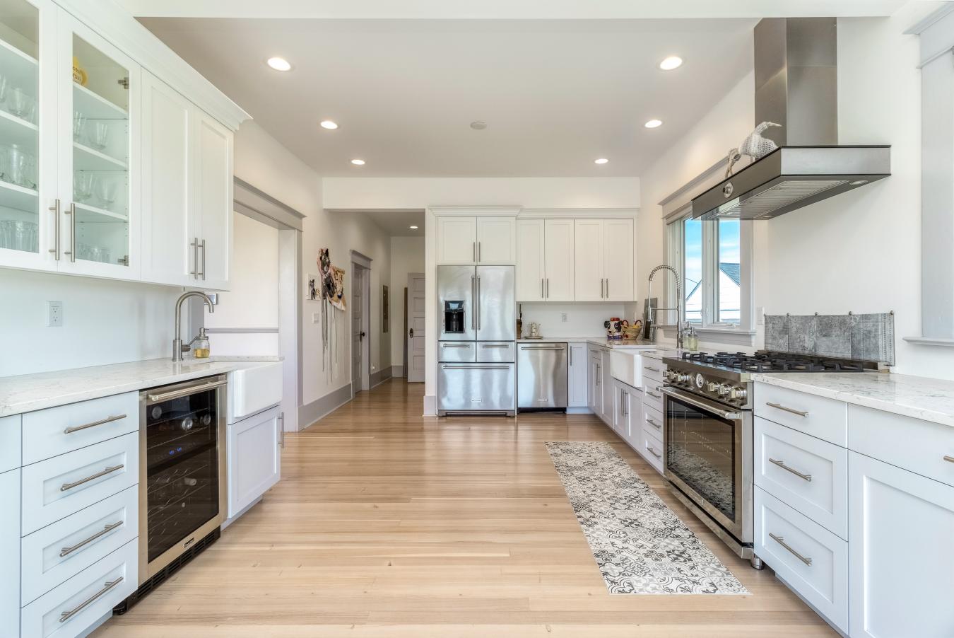 This is your opportunity to own a fully restored historic estate in on – image 14