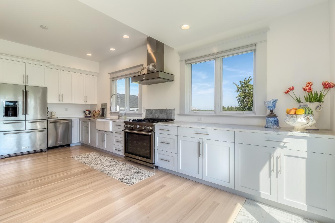This is your opportunity to own a fully restored historic estate in on – image 15