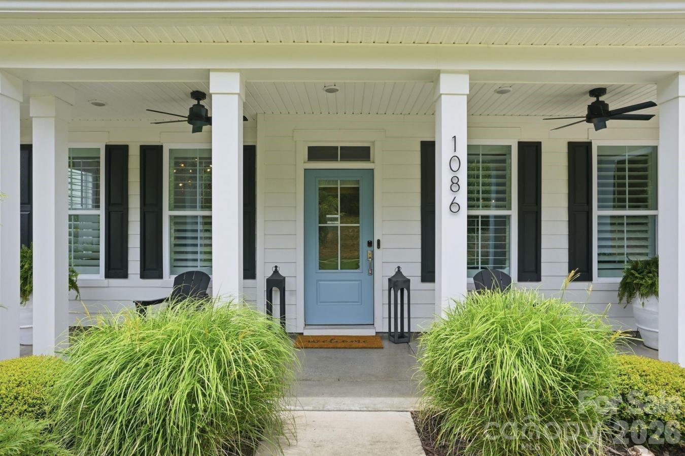 Welcome to 1086 Weir Court, a beautifully upgraded home in Fort Mill, – image 2