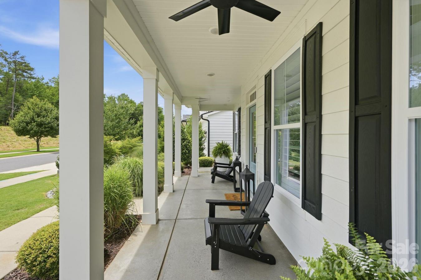 Welcome to 1086 Weir Court, a beautifully upgraded home in Fort Mill, – image 3