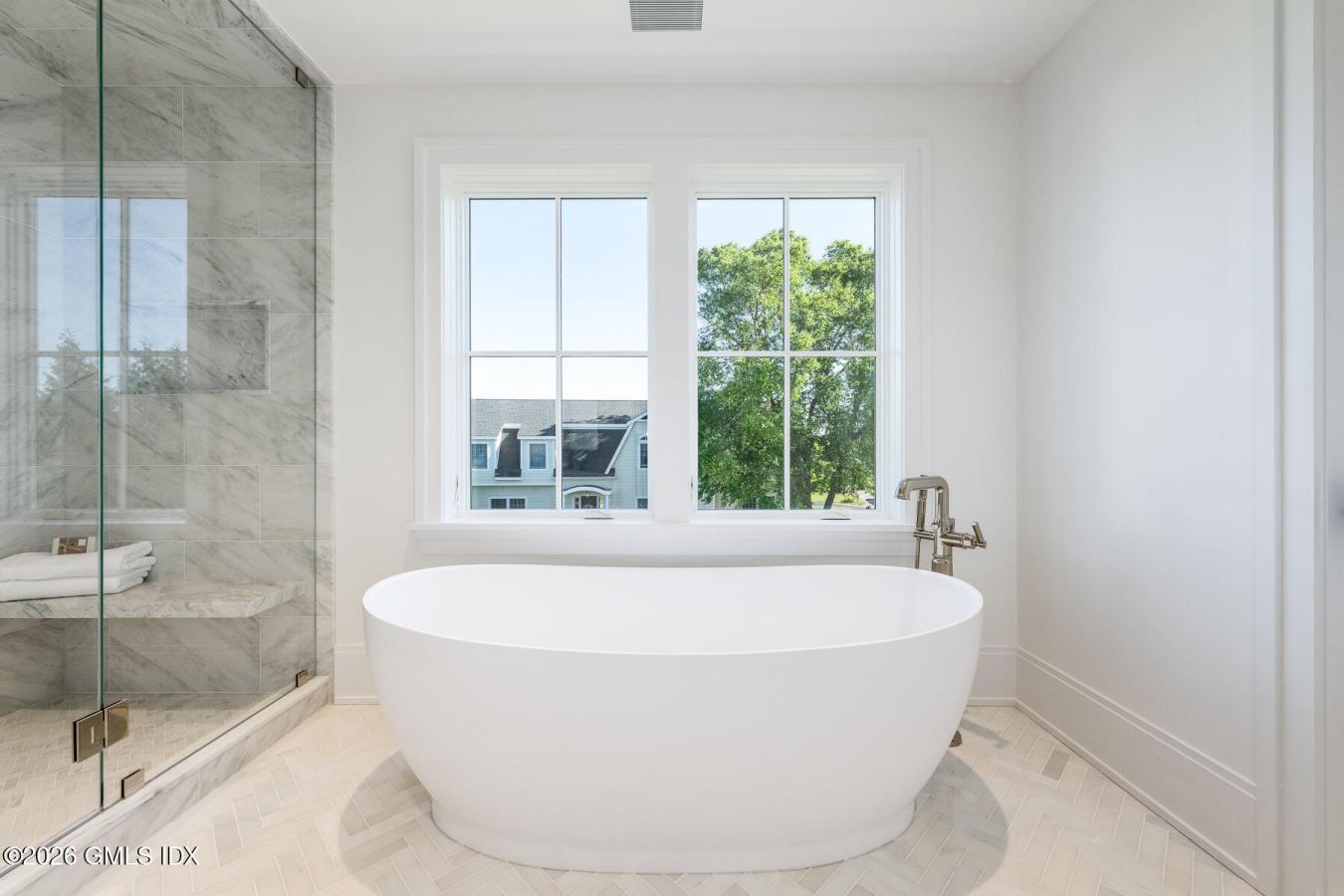 Experience unparalleled luxury in this brand-new, just-completed maste – image 18