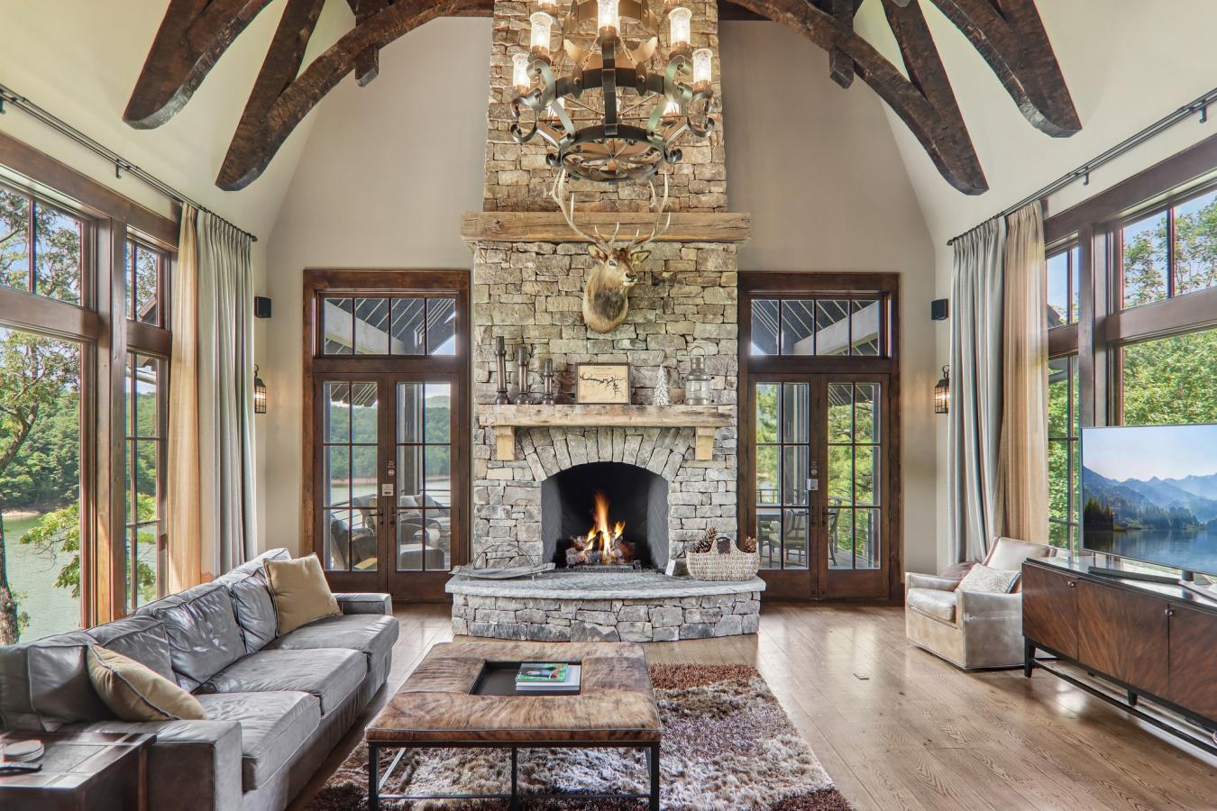 A rare lakefront legacy estate set within the prestigious wilderness c – image 8
