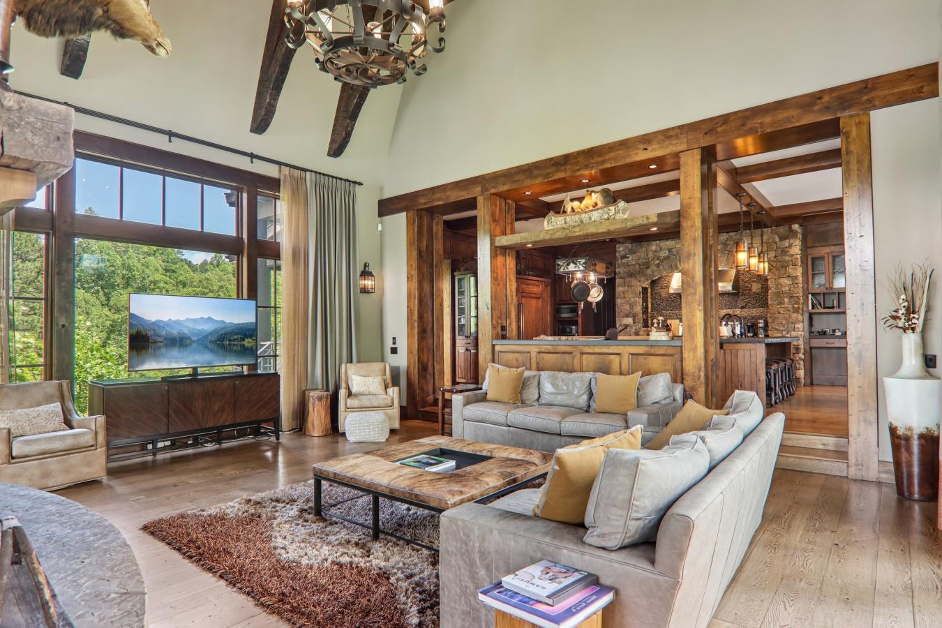 A rare lakefront legacy estate set within the prestigious wilderness c – image 9
