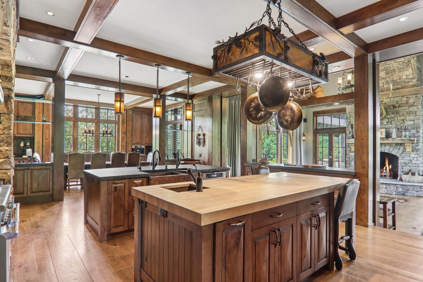 A rare lakefront legacy estate set within the prestigious wilderness c – image 16