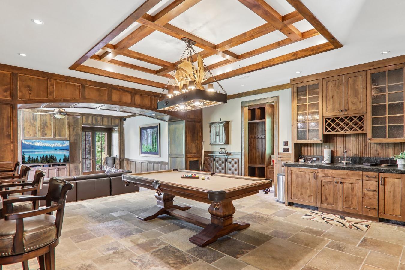 A rare lakefront legacy estate set within the prestigious wilderness c – image 19