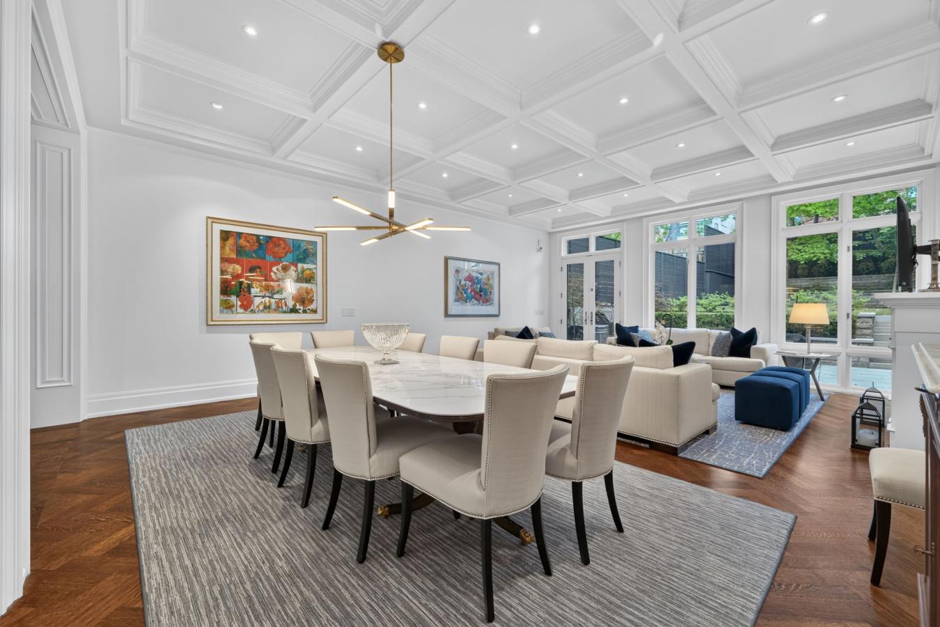 A Modern Twist To A Classic NY Brownstone Or London Georgian. An Unpar – image 8