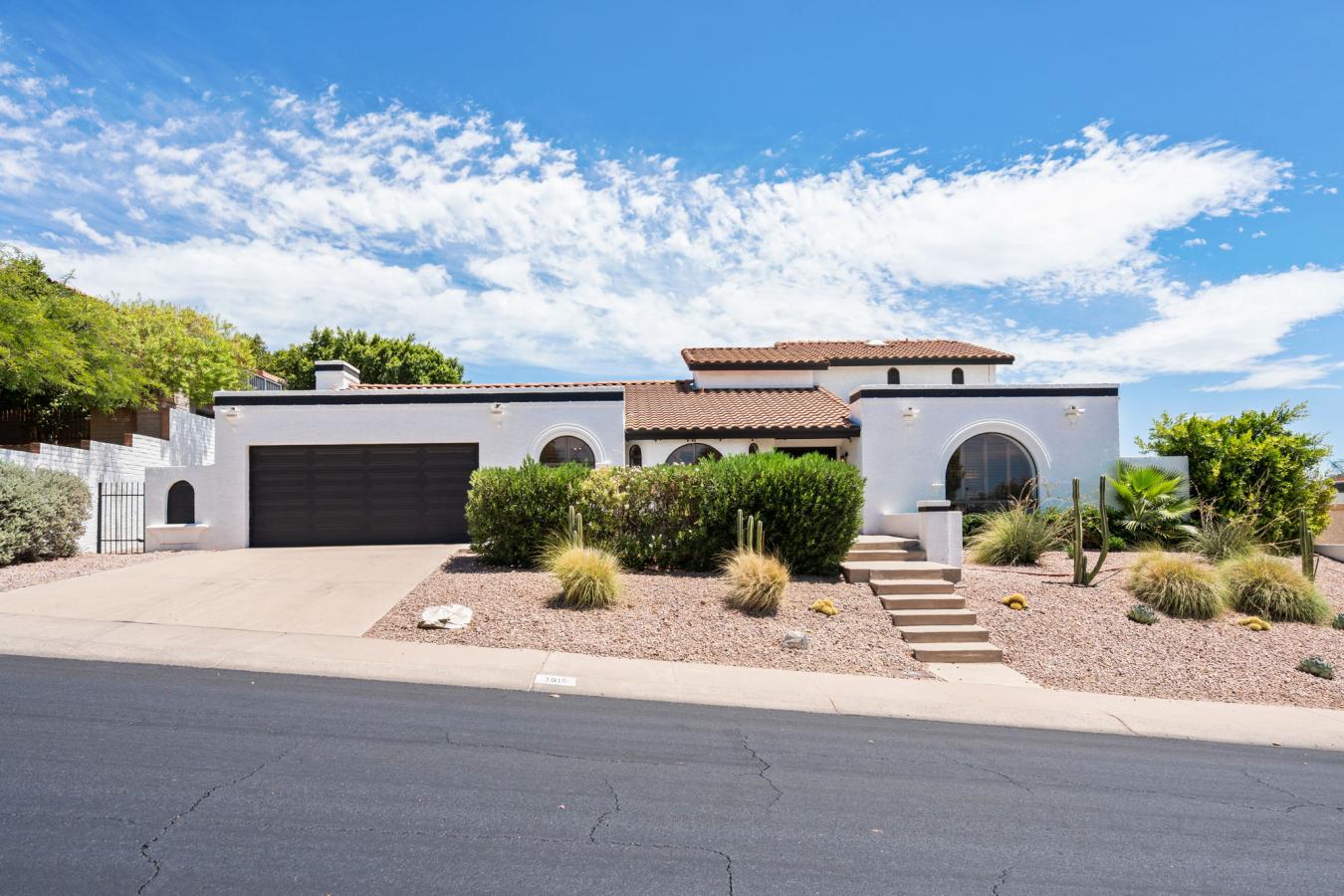 1015 E Country Gables Drive, Phoenix, Maricopa, 85022, United States, 4 Bedrooms Bedrooms, ,3 BathroomsBathrooms,Residential,For Sale,1015 E Country Gables Drive,228649