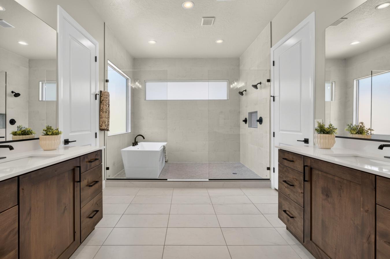 174 S 620 W, Ivins, Washington, 84738, United States, 4 Bedrooms Bedrooms, ,2 BathroomsBathrooms,Residential,For Sale,174 S 620 W,26273769
