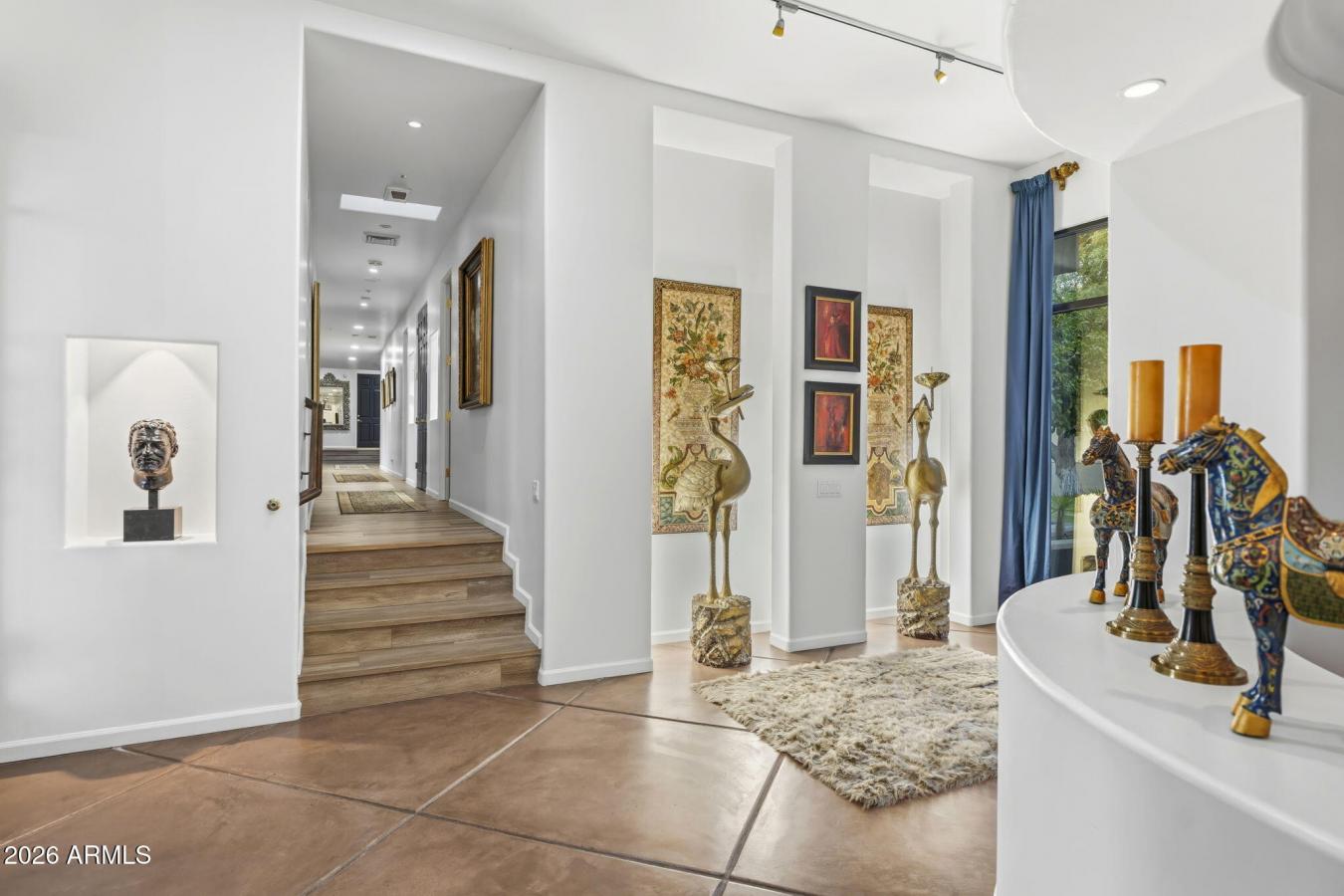 Tucked behind a private drive at the end of a quiet North Scottsdale c – image 9