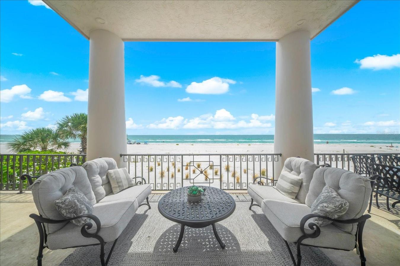 A rare offering along the iconic shores of Clearwater Beach, this exce – image 10