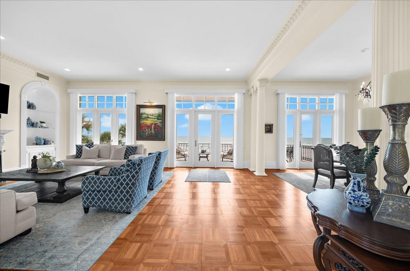 A rare offering along the iconic shores of Clearwater Beach, this exce – image 4