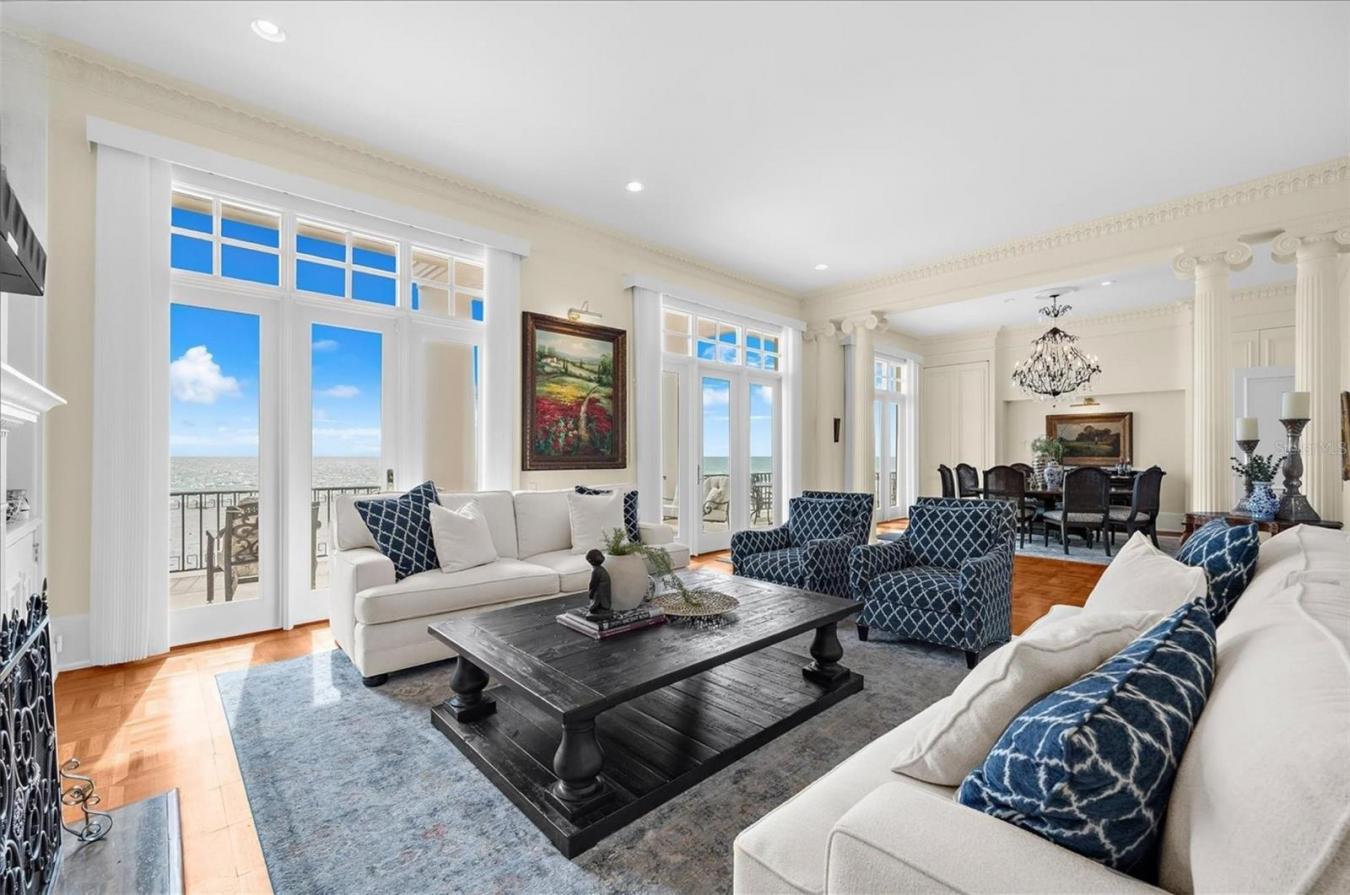 A rare offering along the iconic shores of Clearwater Beach, this exce – image 8
