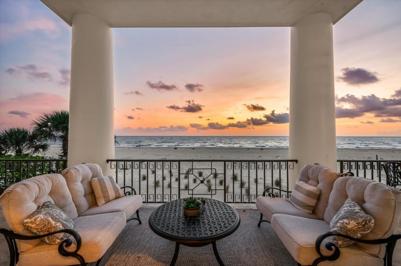 A rare offering along the iconic shores of Clearwater Beach, this exce – image 9