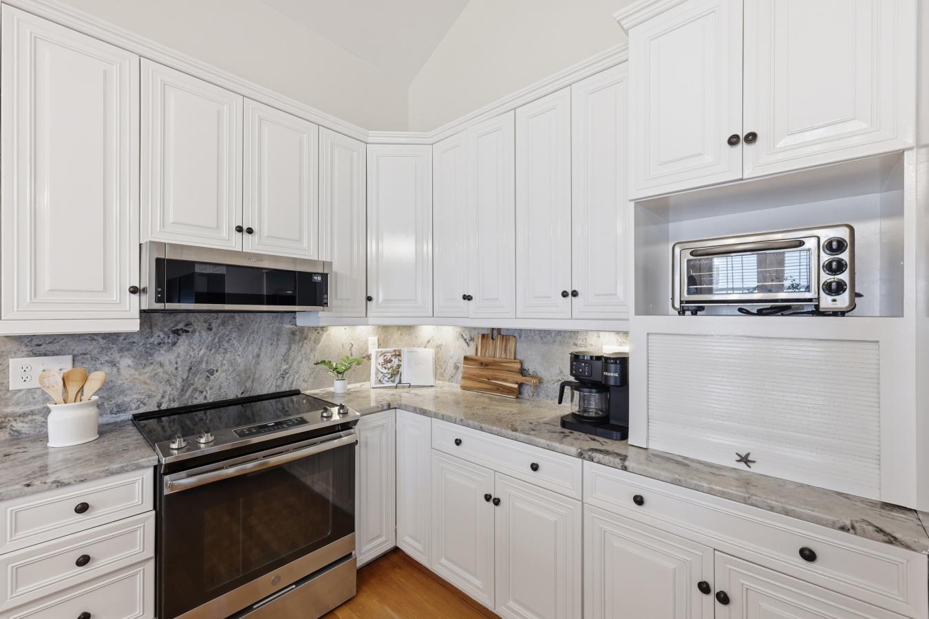 86 Harbor Drive, St. Helena, Beaufort, 29920, United States, 3 Bedrooms Bedrooms, ,3 BathroomsBathrooms,Residential,For Sale,86 Harbor Drive,193557