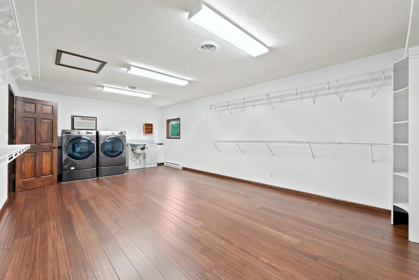 Welcome to this spacious 4,123 sq. ft. home situated on a 0.5-acre lot – image 19