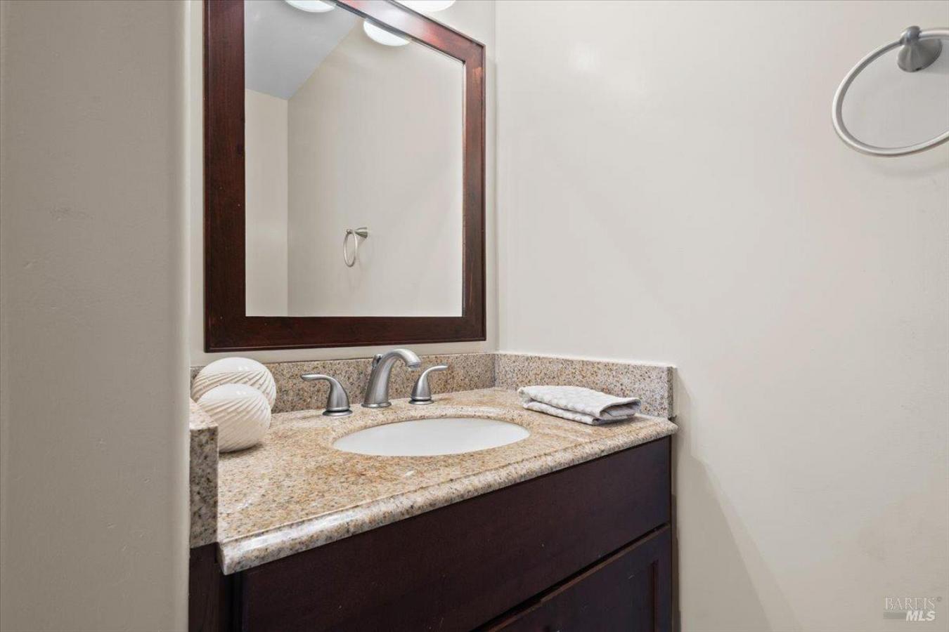 One of the best values in Rincon Valley, this end-unit townhome offers – image 12