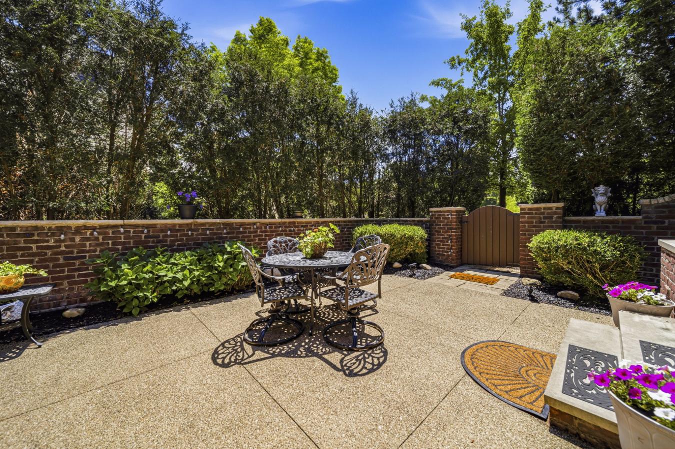 Across from Kirtland Country Club, this custom-curated residence bring – image 10