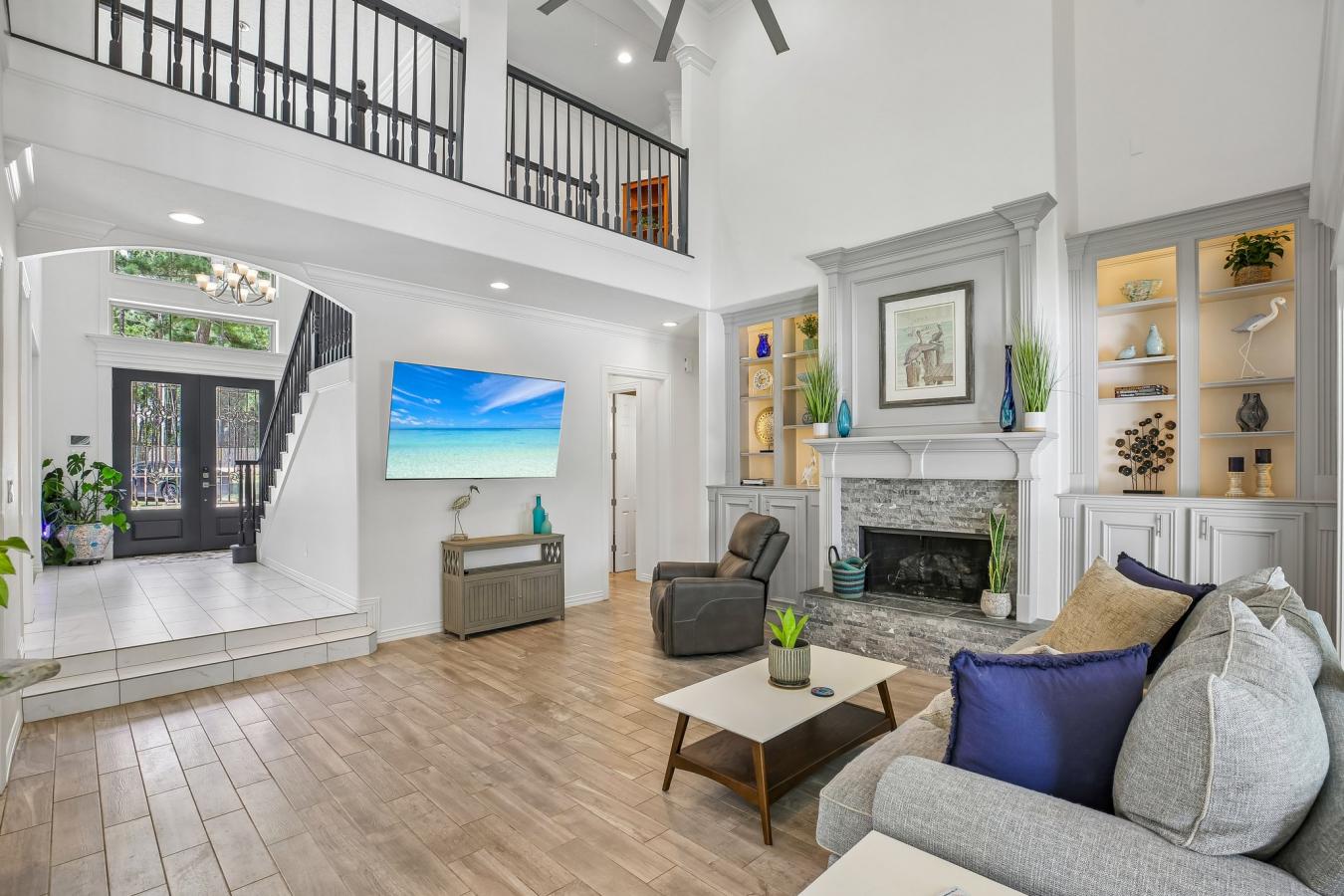 Situated on a secluded, beautifully wooded one-acre estate within the – image 6
