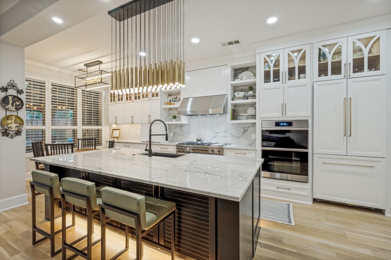 Welcome to 3104 Stonefield, where luxury living meets an unmatched lif – image 10