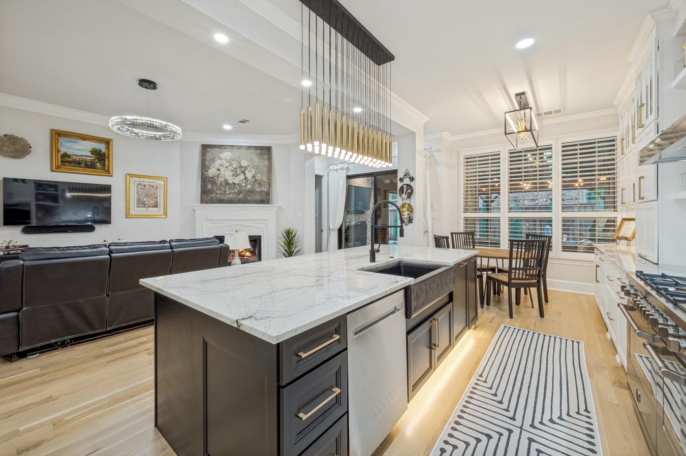 Welcome to 3104 Stonefield, where luxury living meets an unmatched lif – image 11
