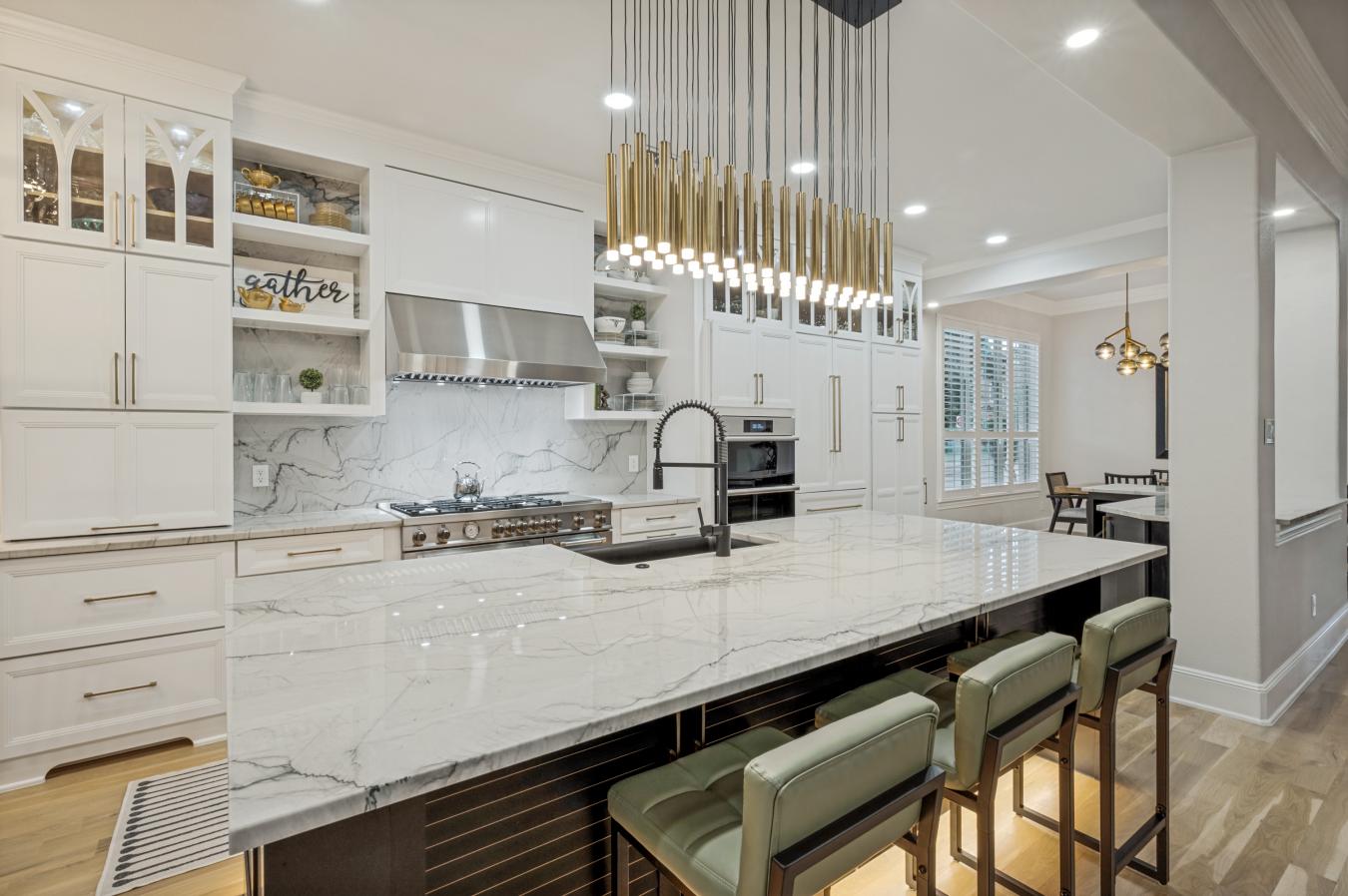 Welcome to 3104 Stonefield, where luxury living meets an unmatched lif – image 12