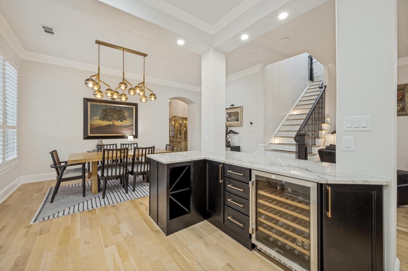 Welcome to 3104 Stonefield, where luxury living meets an unmatched lif – image 13
