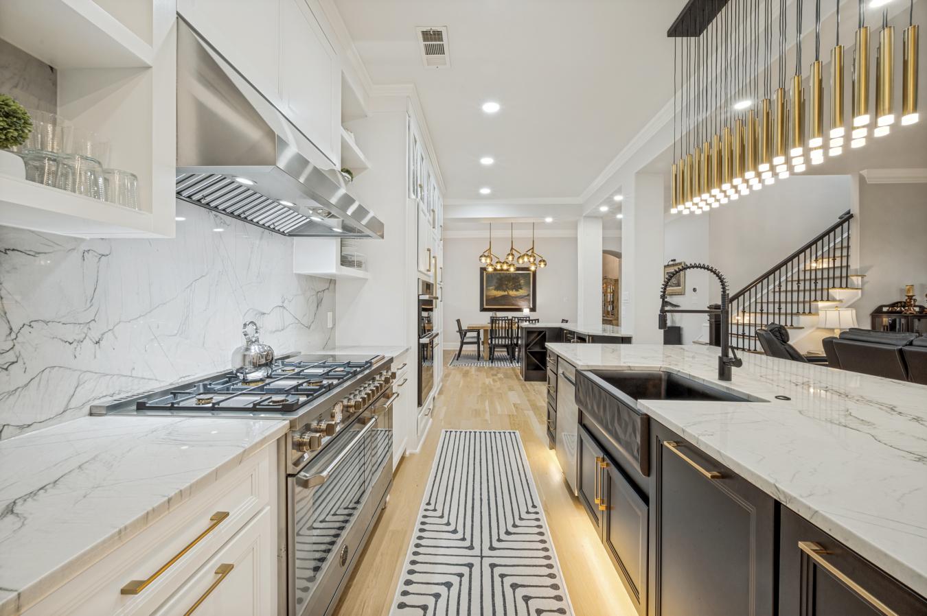 Welcome to 3104 Stonefield, where luxury living meets an unmatched lif – image 14