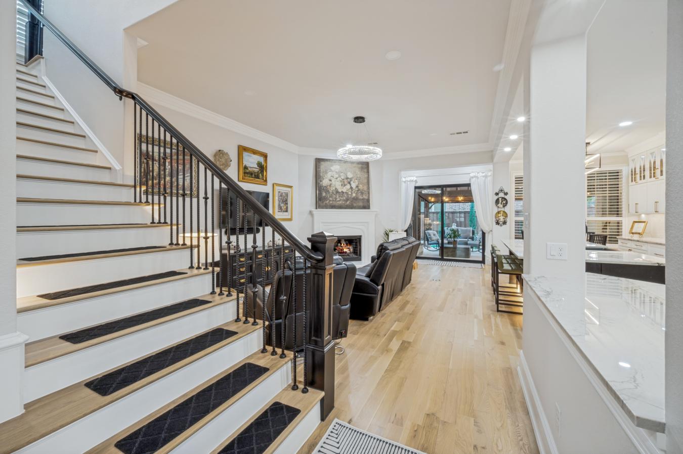 Welcome to 3104 Stonefield, where luxury living meets an unmatched lif – image 18