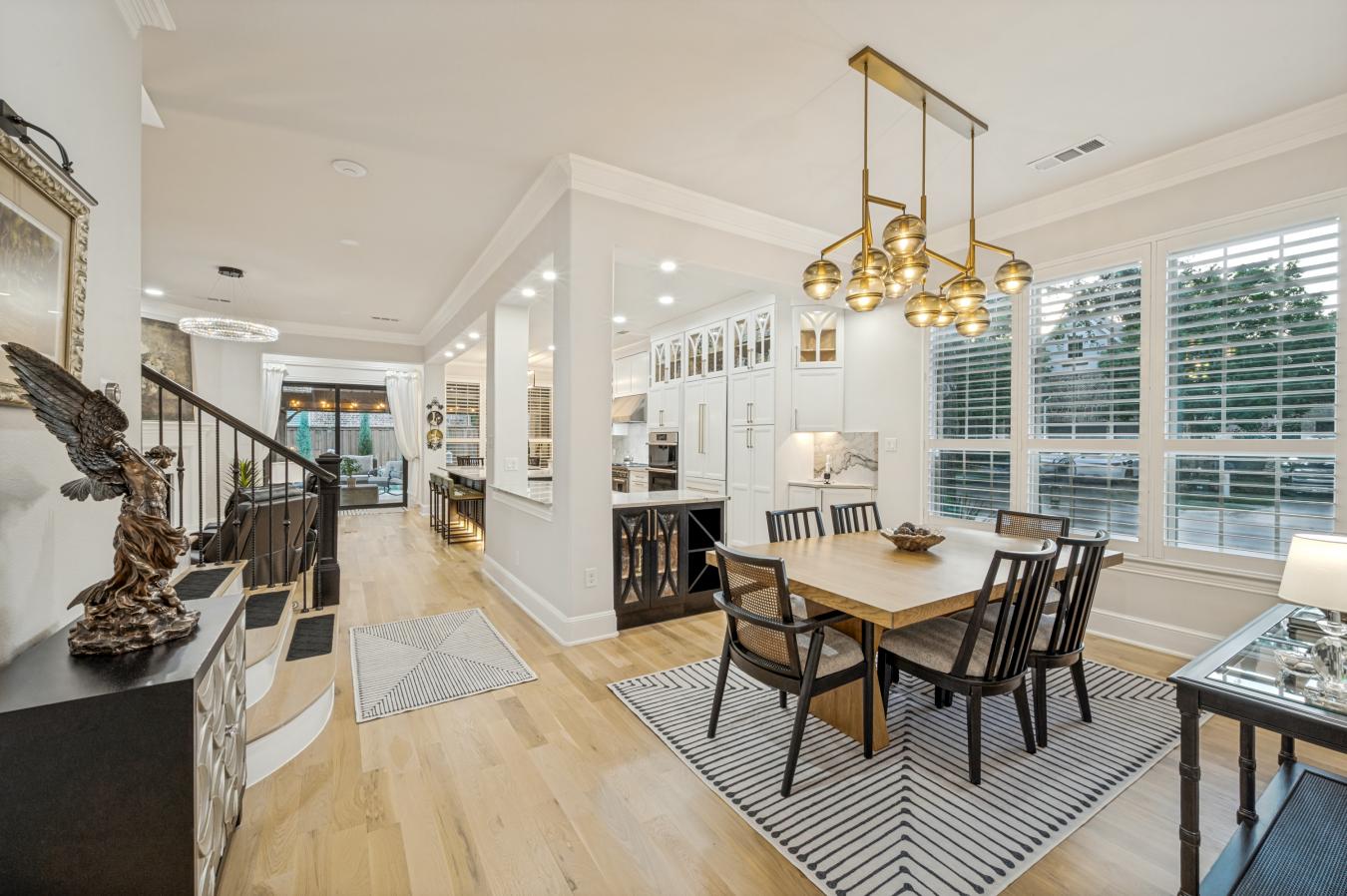 Welcome to 3104 Stonefield, where luxury living meets an unmatched lif – image 9