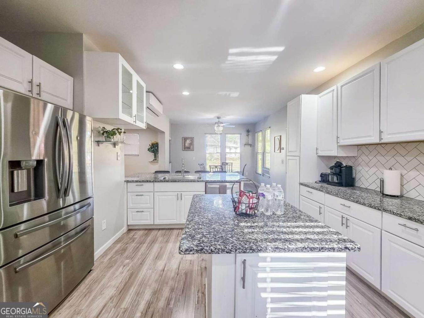 Stunning Renovated Move-In Home in the Highly Sought-After Brookwood S – image 17