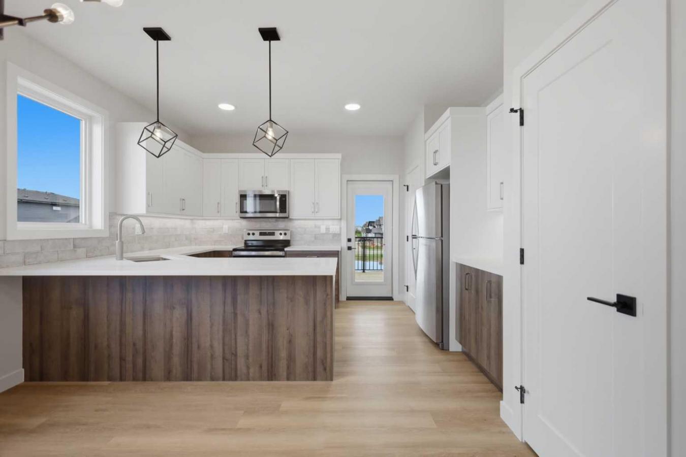 Start fresh in a brand new home by Ross Contracting, where quality cra – image 14