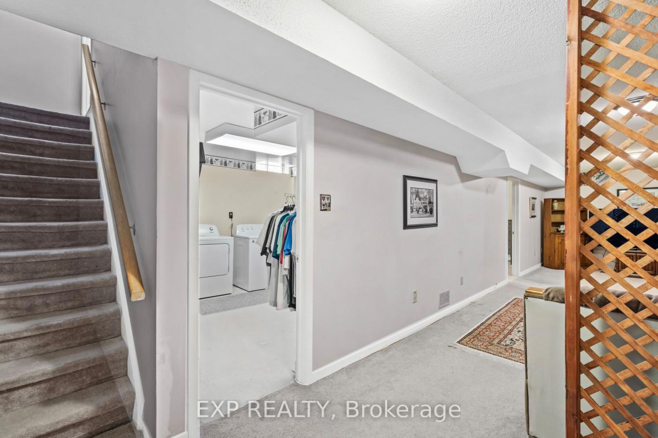 97 Mercer Crescent. A solid 1,042 square foot link detached bungalow o – image 15