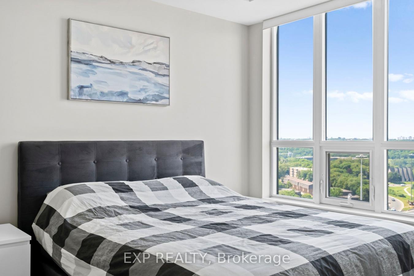 100 Harrison Garden Boulevard, Unit 1702. The Avonshire. A bright 887 – image 17